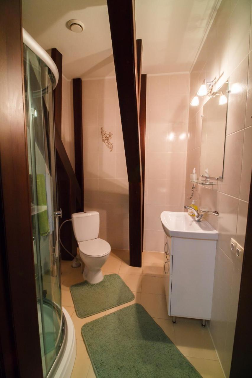 Hotel on Khmelnytskogo 8 Kharkiv Eksteriør bilde