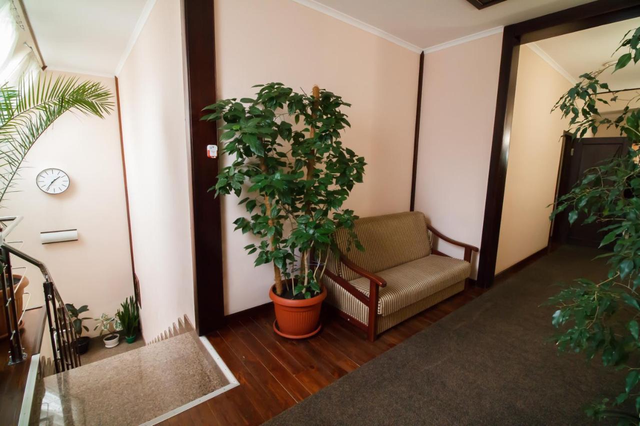 Hotel on Khmelnytskogo 8 Kharkiv Eksteriør bilde